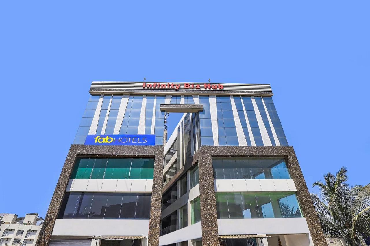 Fabhotel Code 수라트 외부 사진