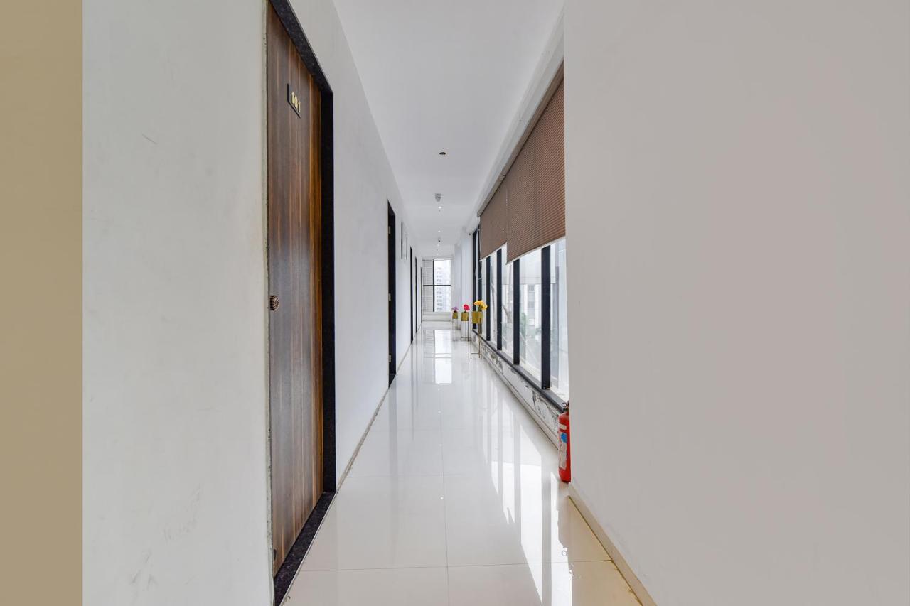 Fabhotel Code 수라트 외부 사진