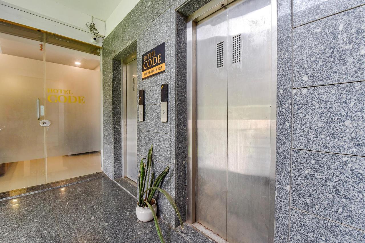 Fabhotel Code 수라트 외부 사진